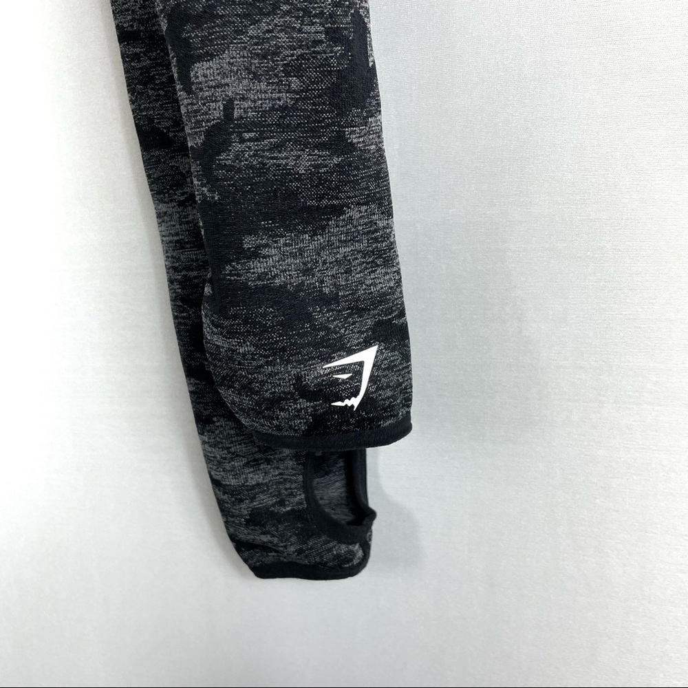 Gymshark Adapt Camo Seamless Top - Picture 4 of 5